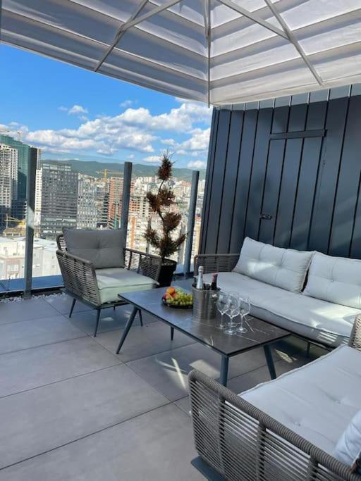 Luxury Penthouse Prishtina Appartement Pristina Buitenkant foto